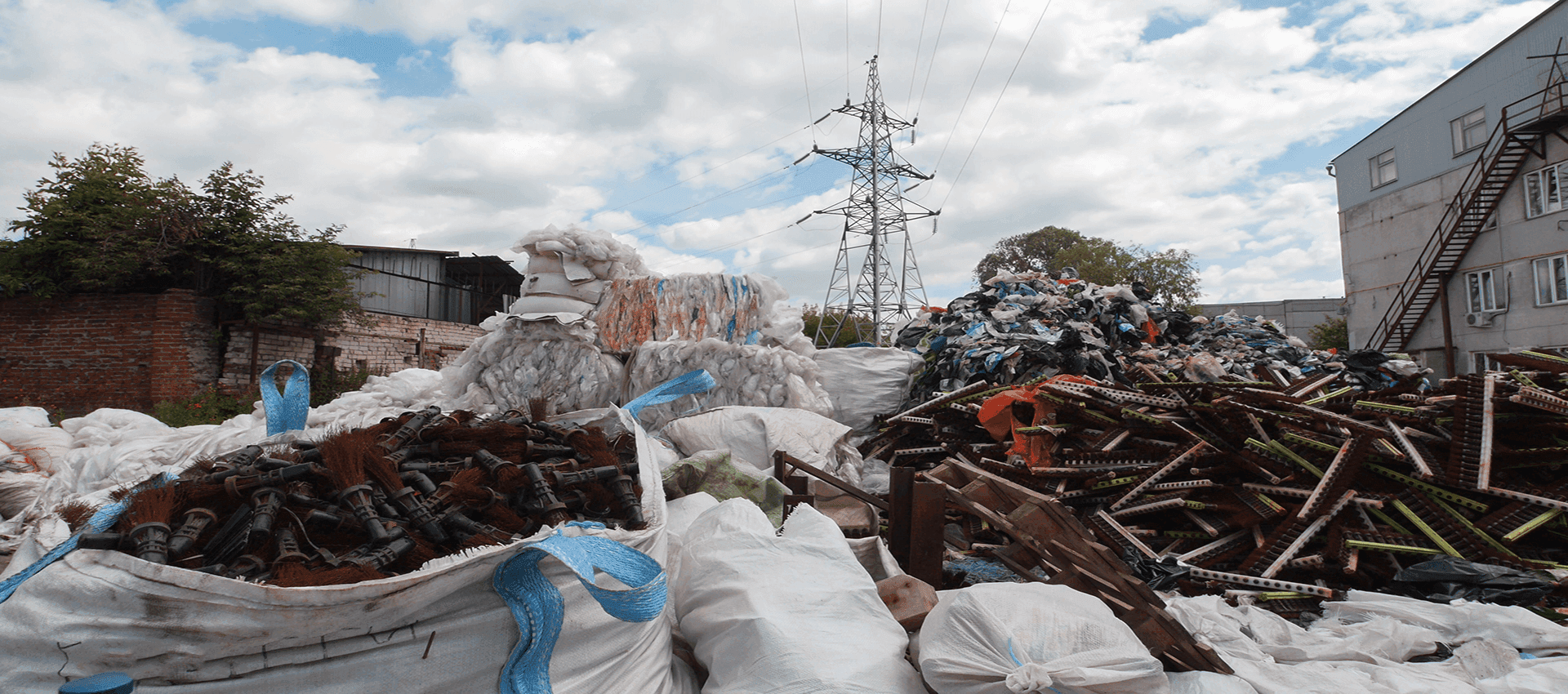 HOUSEHOLD JUNK REMOVAL